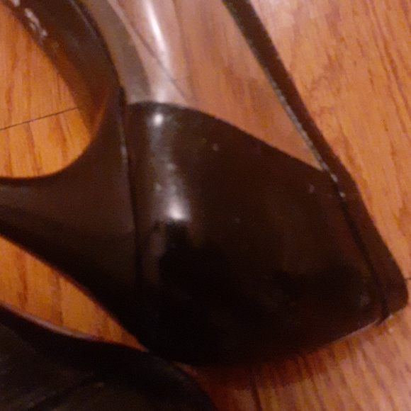 CLOSET clearance - Picture 5 of 7